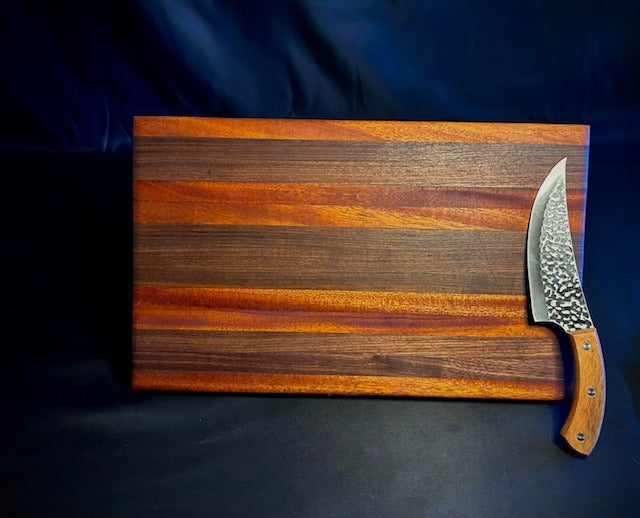 Handcrafted Walnut & Mahogany Cutting Board – Striped Elegance
